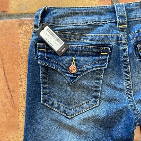 NWT Miss Me Signature Boot Jeans - Picture 4 of 11